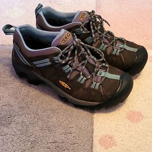 KEEN Women's Targhee waterproof hiking boot